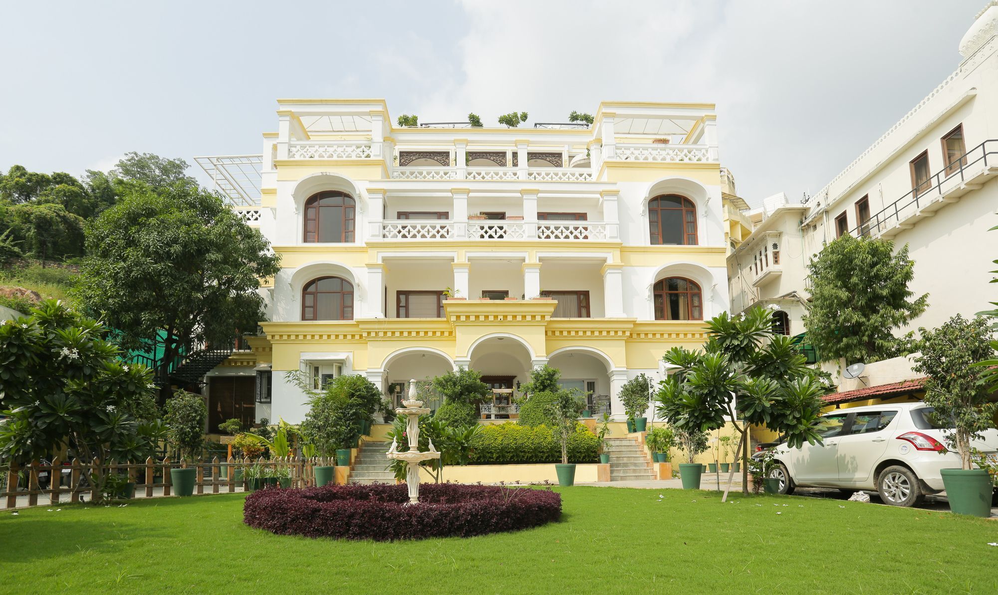 Brahma Niwas - By The Lake Hotel Udaipur Exterior photo